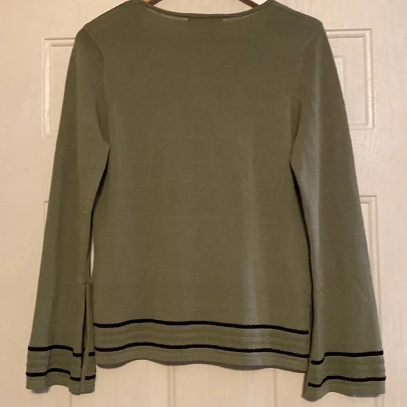 Nancy Boleyn city girl‎ sweater - Picture 7 of 7